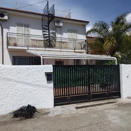 Casa Kite Pellaro * Reggio Calabria